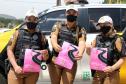 Policiais femininas fazem blitz de conscientização sobre prevenção ao câncer de mama em rodovia da RMC