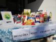 Batalhões da PM participam de campanha de arrecadação de alimentos como marco do início do Maio Amarelo, em Londrina