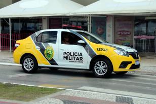 Carro furtado em São José dos Pinhais (PR) é recuperado pela PM em Matinhos, no Litoral do estado