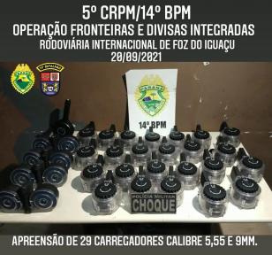 Durante Operação Fronteiras e Divisas Integradas, PM intercepta o transporte de 29 carregadores de arma de fogo em Foz do Iguaçu (PR)
