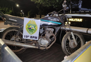 Em situação inusitada, PM recupera moto roubada em São Paulo há trinta anos