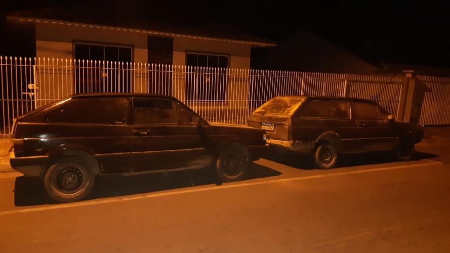 Carros roubados e peças automotivas são apreendidas pela PM em Rio Branco do Sul, na RMC