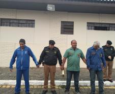 Alunos da APAE visitam o Batalhão de Polícia de Guarda (BPGd) em Piraquara, na RMC