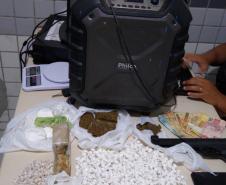 BOPE apreende quase 25 quilos de maconha e R$ 18 mil reais em Curitiba (PR)