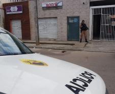Operação Macedônia da Polícia Militar mira suspeitos de envolvimento com crime organizado e tráfico de drogas em Piraquara, na RMC