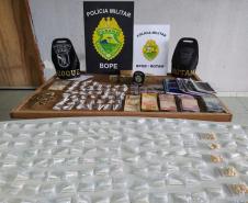 Batalhão de Guarda e BOPE deflagram operação contra o tráfico de drogas em Piraquara (PR); dois envolvidos são presos
