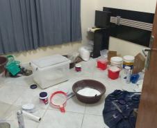 Refinaria de droga improvisada em residência é encontrada pelo BPGd em Piraquara, na RMC