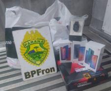 BPFron apreende carro equipado com rádio comunicador e eletrônicos contrabandeados em situações distintas no Oeste do estado
