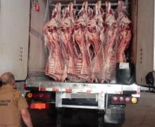 No Noroeste do estado, PM recupera caminhão carregado com R$ 500 mil em carne