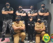 Em Maringá (PR), policiais militares participam de aniversário de fãs da Corporação