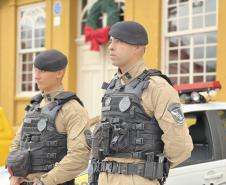 As unidades especializadas da PMPR foram mobilizadas para apoiar as forças locais e reforçar áreas estratégicas