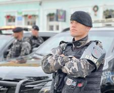 As unidades especializadas da PMPR foram mobilizadas para apoiar as forças locais e reforçar áreas estratégicas