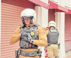 As unidades especializadas da PMPR foram mobilizadas para apoiar as forças locais e reforçar áreas estratégicas