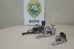 Abordagens do BOPE pela Operação Resposta 2 terminam com quatro armas apreendidas em Paranavaí (PR)