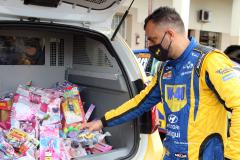 PM faz campanha de arrecadação de brinquedos para o Dia das Crianças em Curitiba