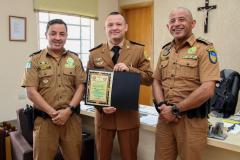 Subcomandante-Geral entrega Medalha Coronel Sarmento a comandante de unidade de Guarapuava