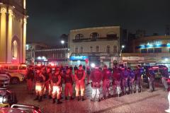 Operação da AIFU reforça policiamento em pontos de aglomeração e oito pessoas são encaminhadas, em Curitiba