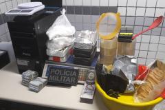  Quatro pessoas são presas e sete quilos de cocaína apreendidos pela PM em Paranaguá 