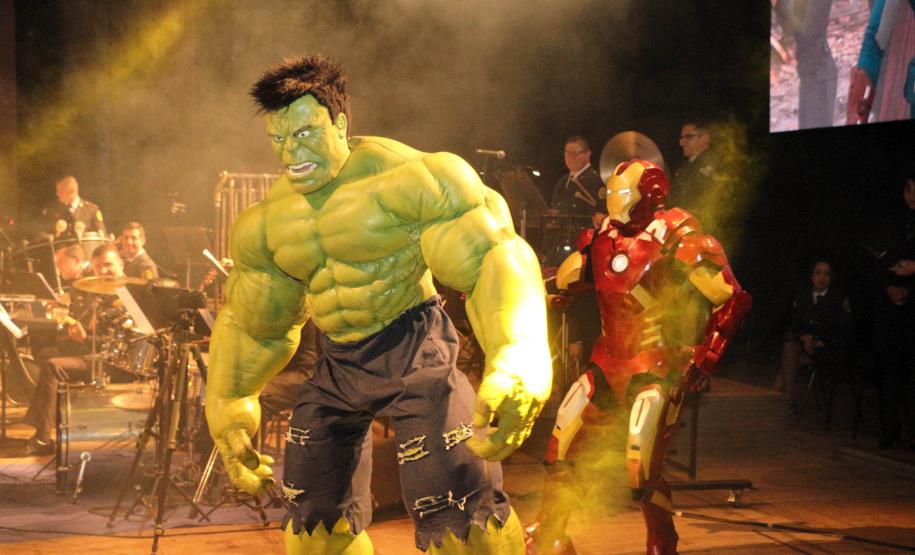 Com o tema Heróis, Banda de Música da PM faz espetáculo musical no Teatro Guaíra, em Curitiba