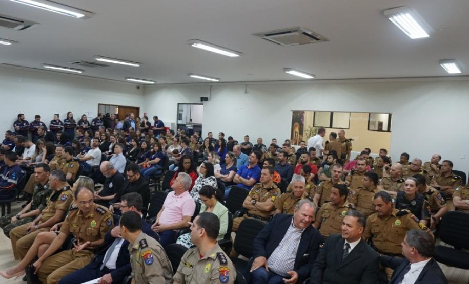 Câmara Municipal de Cascavel faz homenagem pelos 50 anos do 6º Batalhão