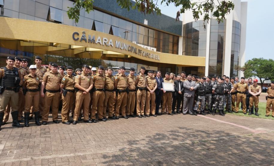 Câmara Municipal de Cascavel faz homenagem pelos 50 anos do 6º Batalhão