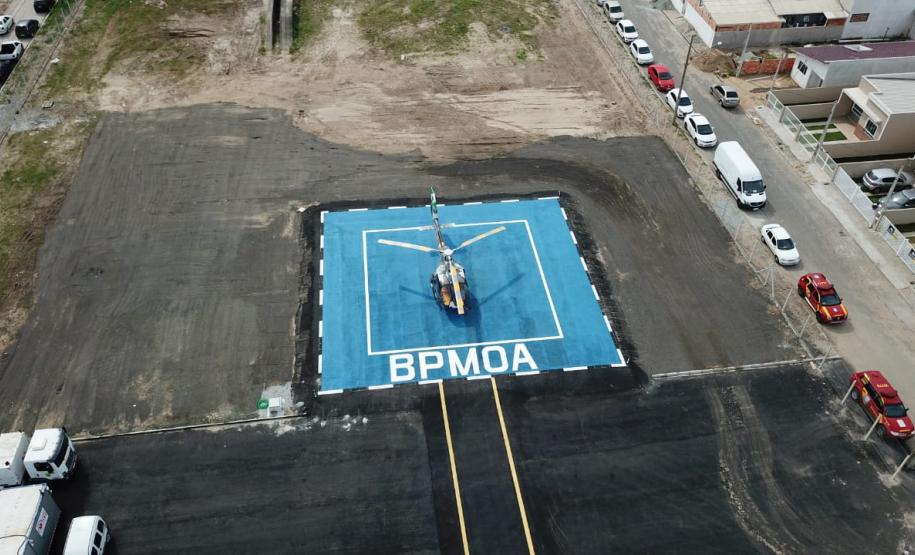 Nova base do BPMOA é instalada no litoral para atuação conjunta com a saúde em resgates e remoções aeromédicas no Verão Maior