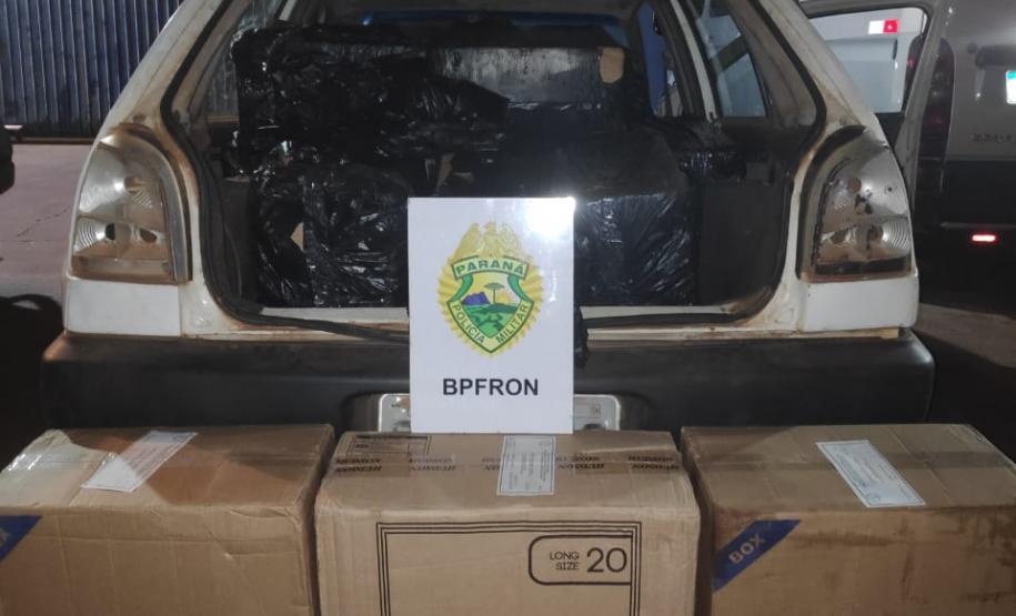 Batalhão de fronteira apreende mais de 1100 pacotes de cigarros contrabandeados em Foz do Iguaçu (PR), durante a Operação Hórus