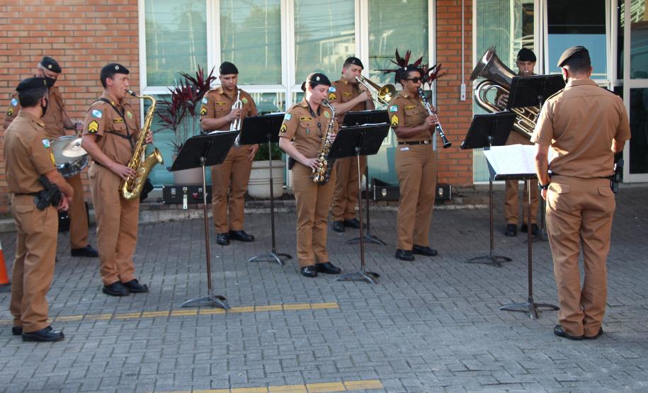 Visita 23ºBatalhão e Banda de Música ao Hospital Vitória