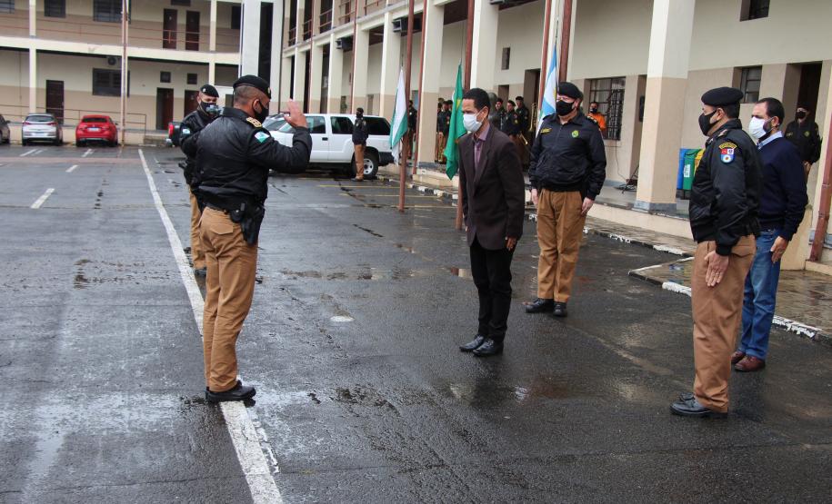 Polícia Militar comemora o Dia da Bandeira Nacional em todo o Paraná