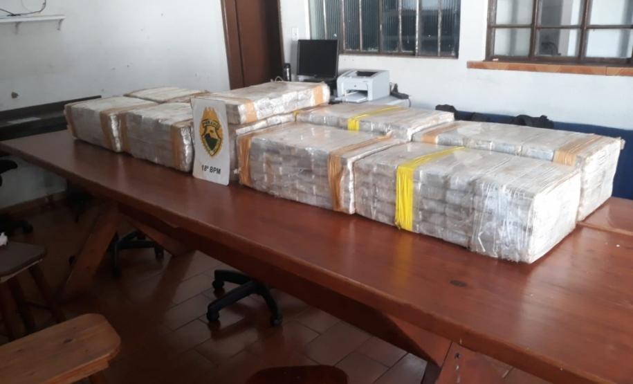 Polícia Militar do Paraná prende homem que carregava 234 quilos de maconha em Bandeirantes