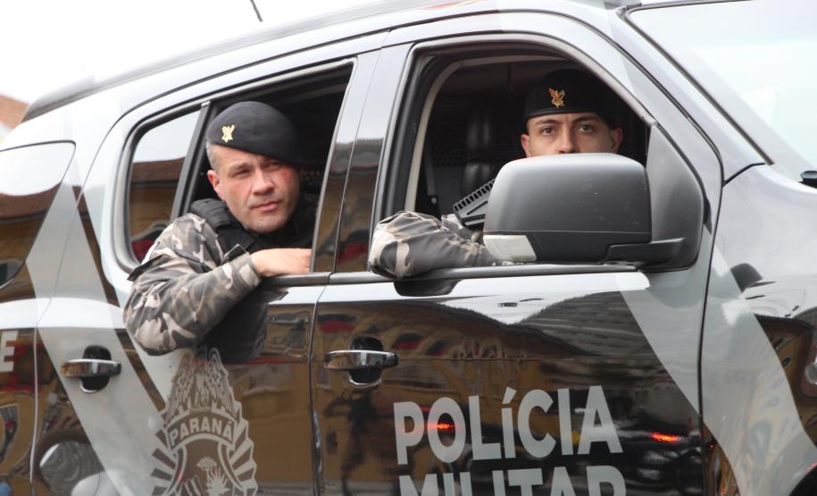 As unidades especializadas da PMPR foram mobilizadas para apoiar as forças locais e reforçar áreas estratégicas