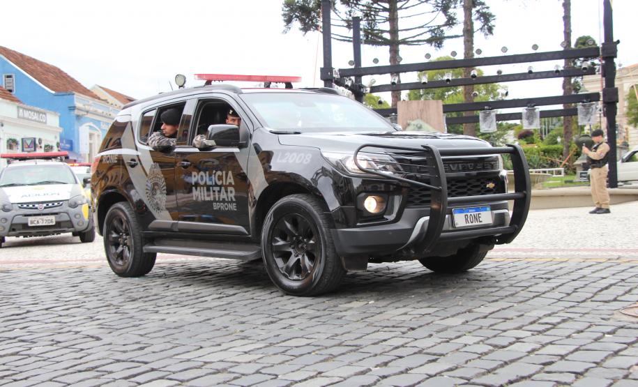 As unidades especializadas da PMPR foram mobilizadas para apoiar as forças locais e reforçar áreas estratégicas