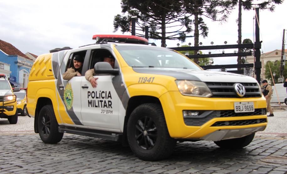 As unidades especializadas da PMPR foram mobilizadas para apoiar as forças locais e reforçar áreas estratégicas