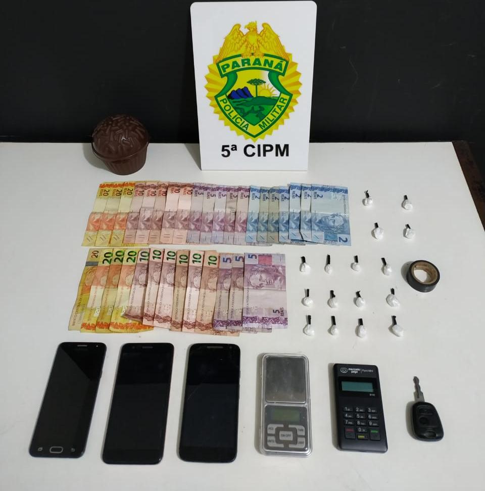 PM prende três homens por tráfico de drogas e um homem por porte ilegal de arma, em Cianorte (PR)
