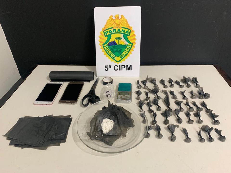 Dupla é presa pela PM em Cianorte (PR) após denúncia de tráfico de drogas