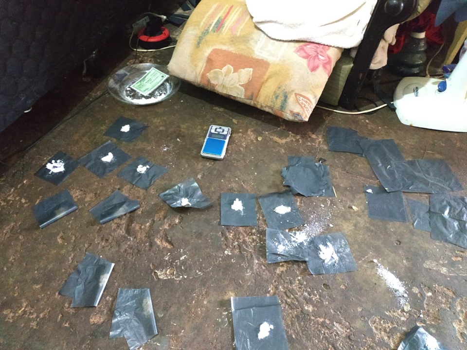 Dupla é presa pela PM em Cianorte (PR) após denúncia de tráfico de drogas