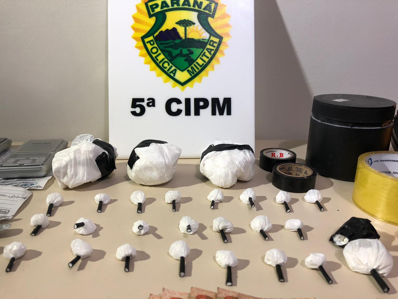 PM prende homem e apreende cocaína e R$ 3,3 mil em dinheiro em Cianorte (PR)