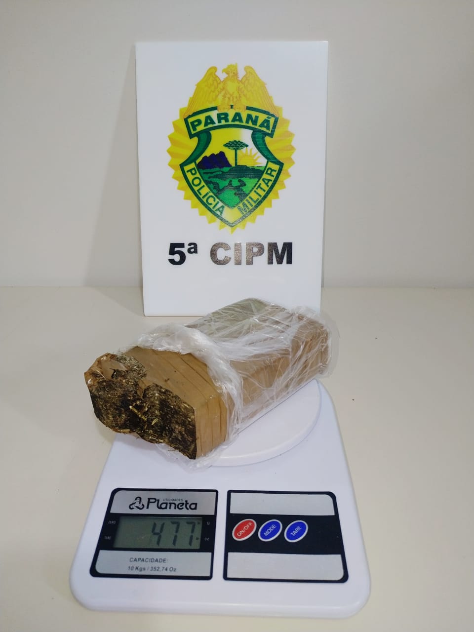 Em ações separadas, PM apreende mais de meio quilo de maconha e encaminha duas pessoas em Cianorte (PR)