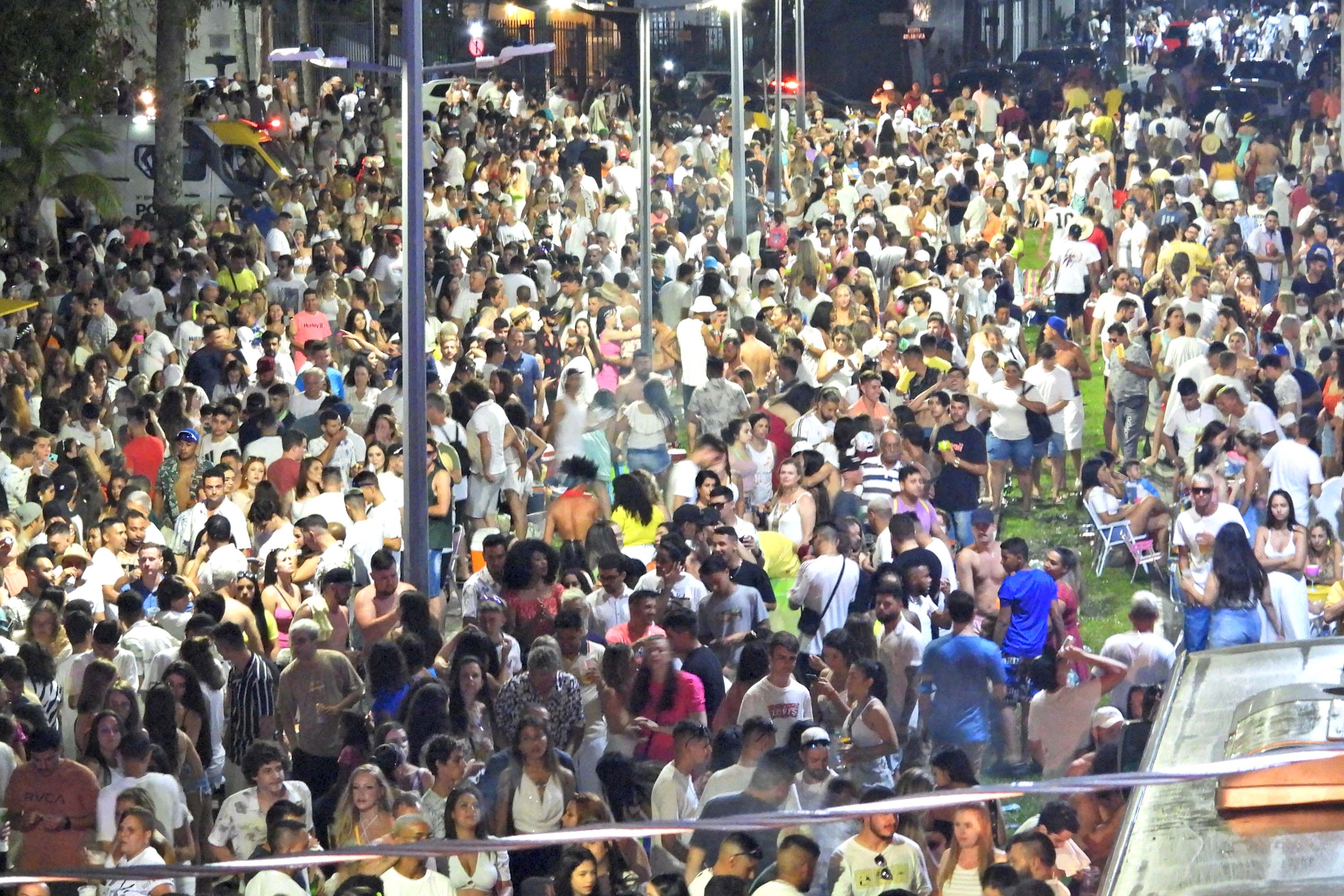 Litoral recebe mais de 2 milhões de pessoas e Polícia Militar registra baixo índice de ocorrências