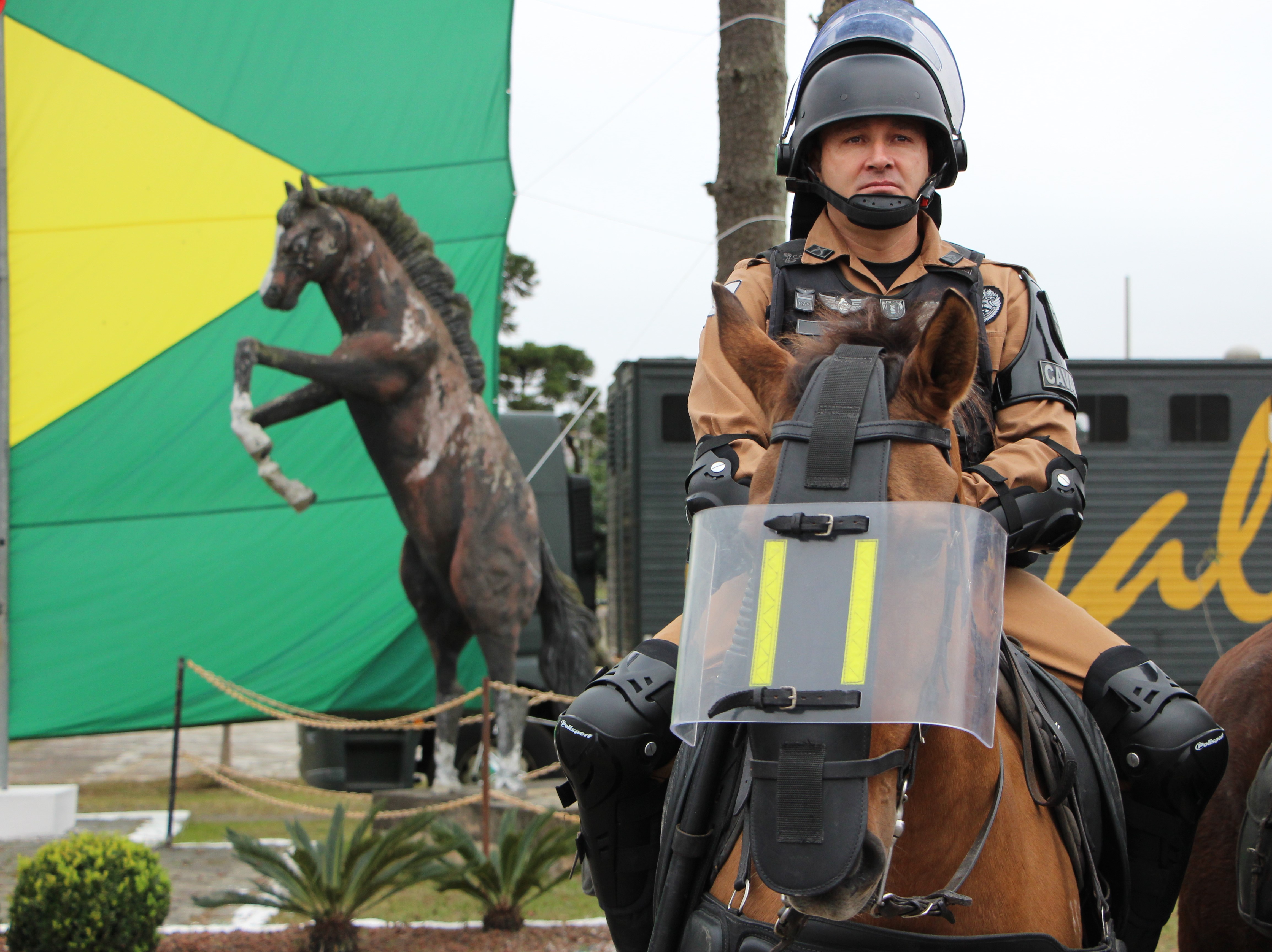 Polícia Militar do Distrito Federal - Sempre haverá uma Cavalaria:  Regimento de Polícia Montada completa 38 anos