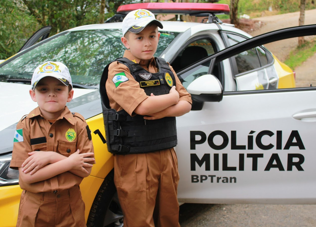 Irmãos Caio e Vinicius