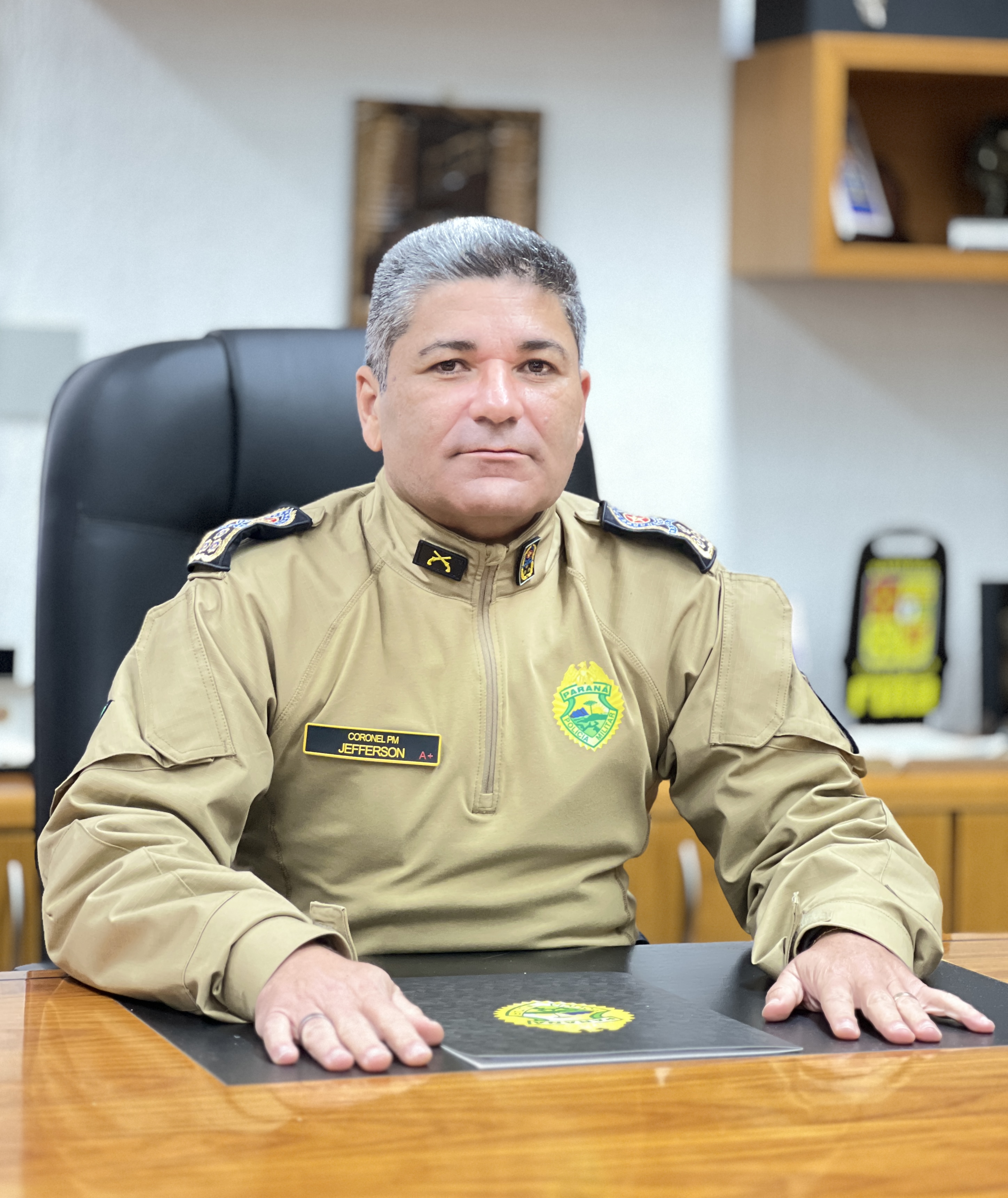 Foto do Comandante-Geral da PMPR Coronel PM Jefferson