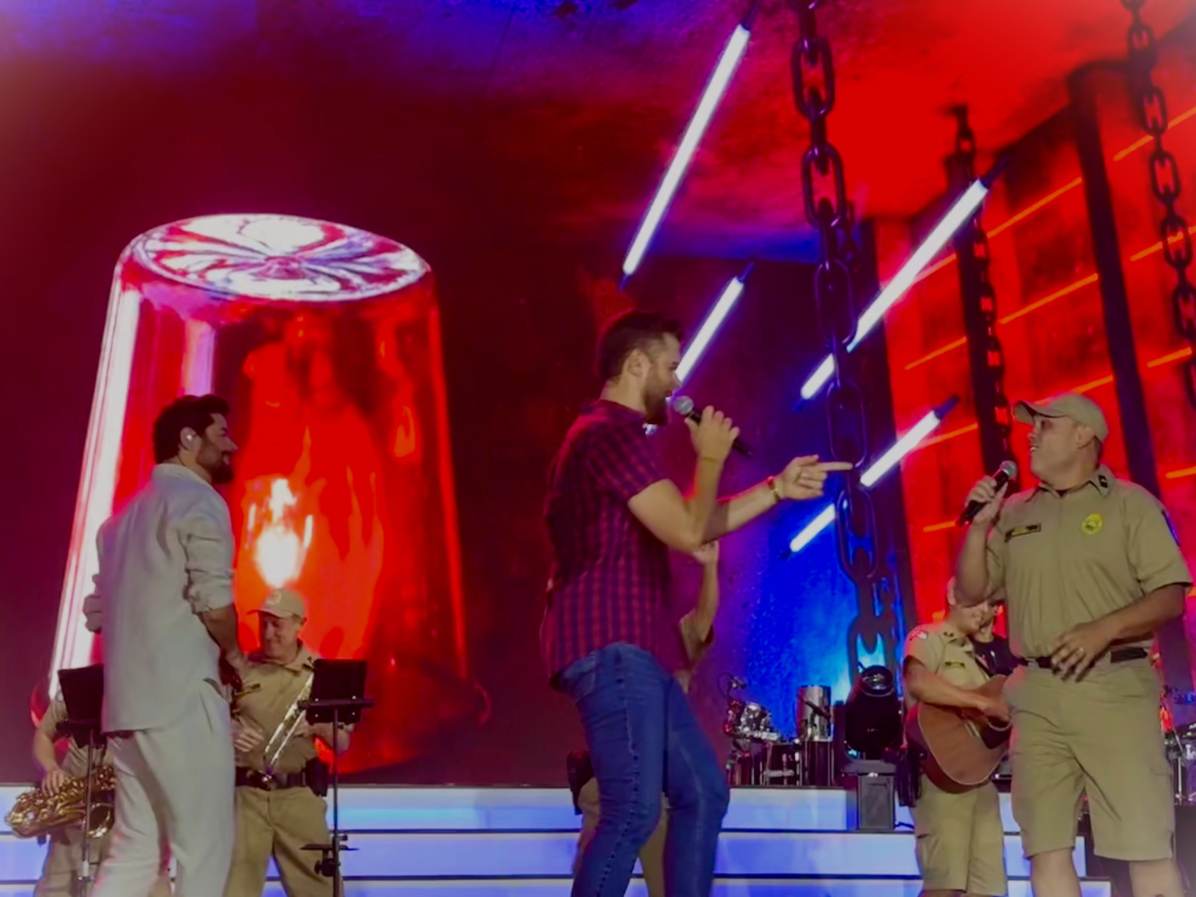 PMPR garante segurança em Show para 167 mil pessoas em Matinhos