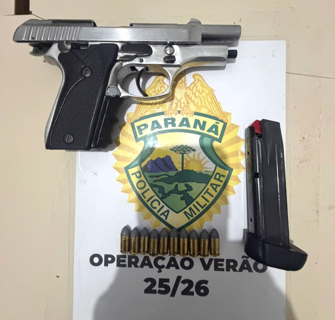 PMPR prende condutor por embriaguez ao volante, posse de drogas e arma de fogo após acidente em Guaratuba