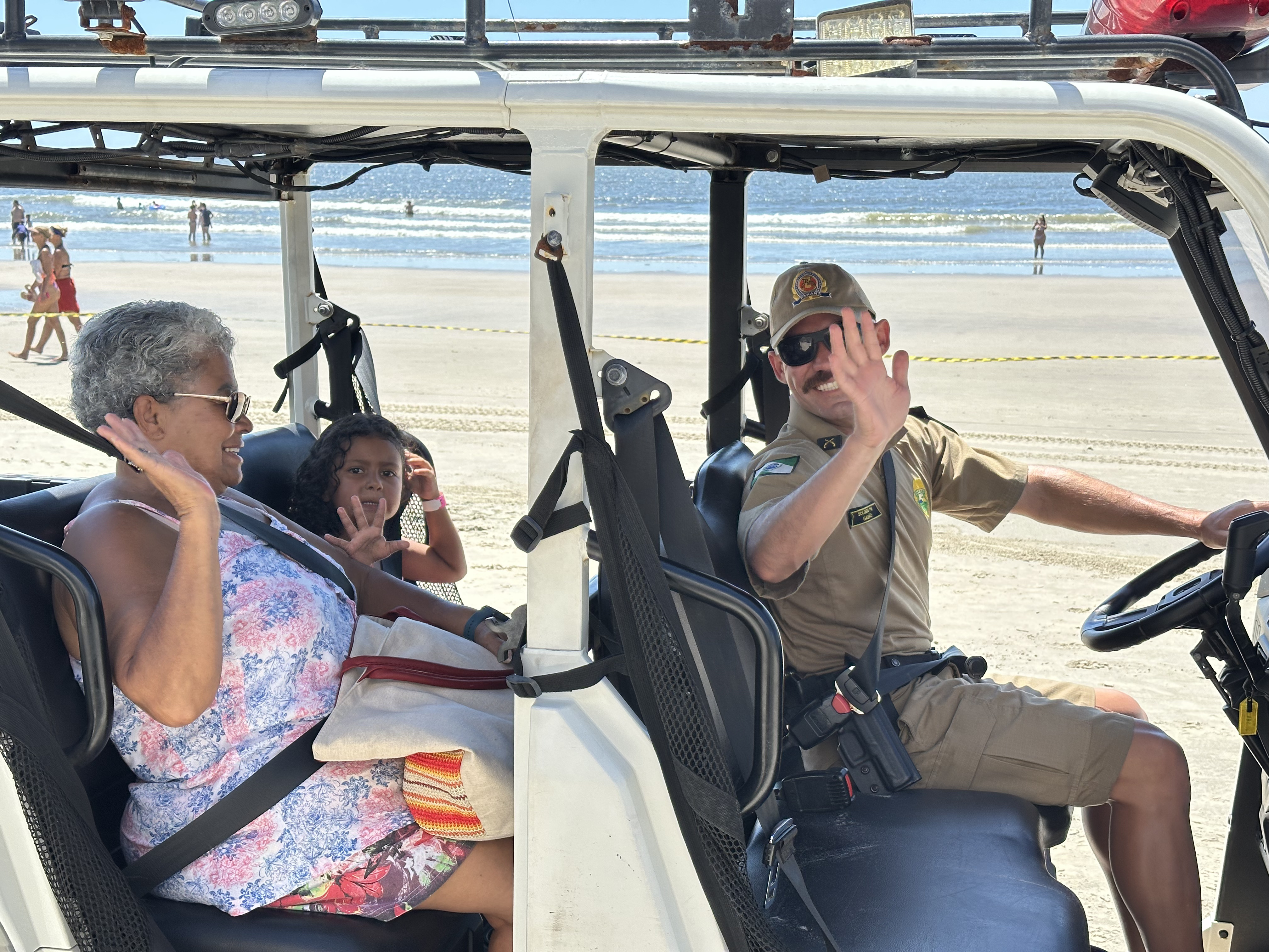 Voltinha UTV PMPR aproxima Polícia Militar da comunidade em ação educativa em Guaratuba
