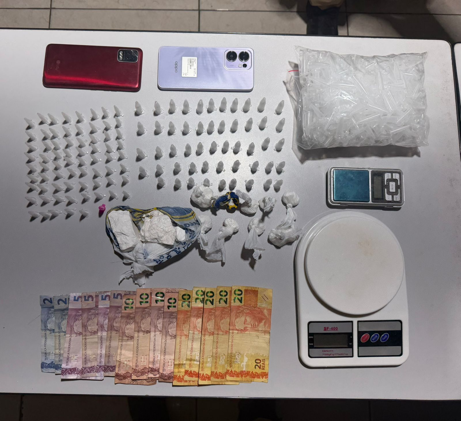 PMPR desarticula ponto de tráfico de drogas após denúncias em Jacarezinho