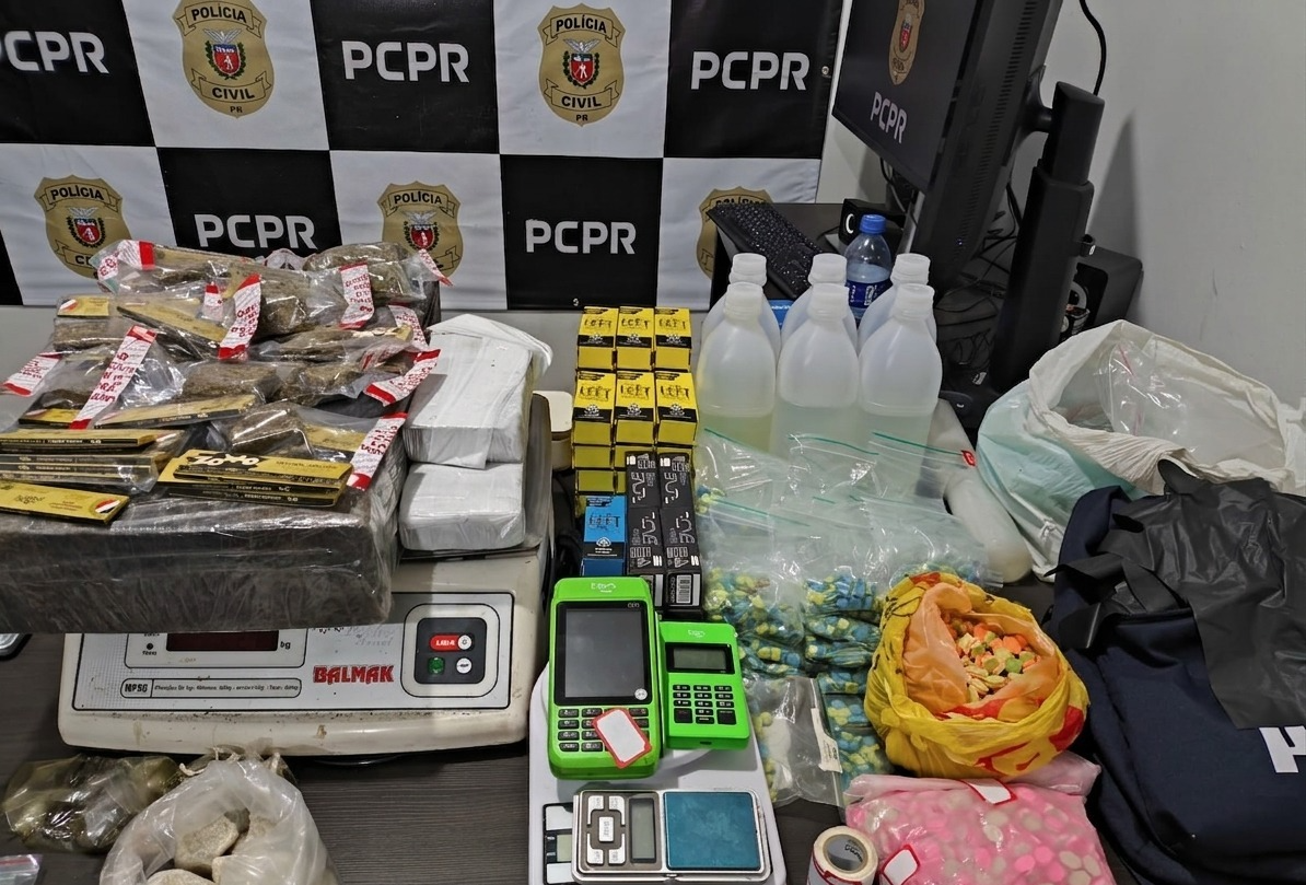 PMPR apreende drogas sintéticas, maconha e insumos para tráfico durante cumprimento de mandado em Maringá