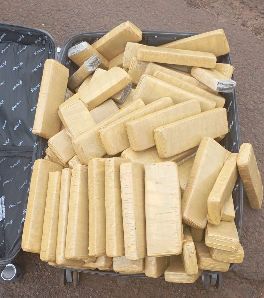 PMPR apreende 45 quilos de maconha e prende dois homens em Realeza