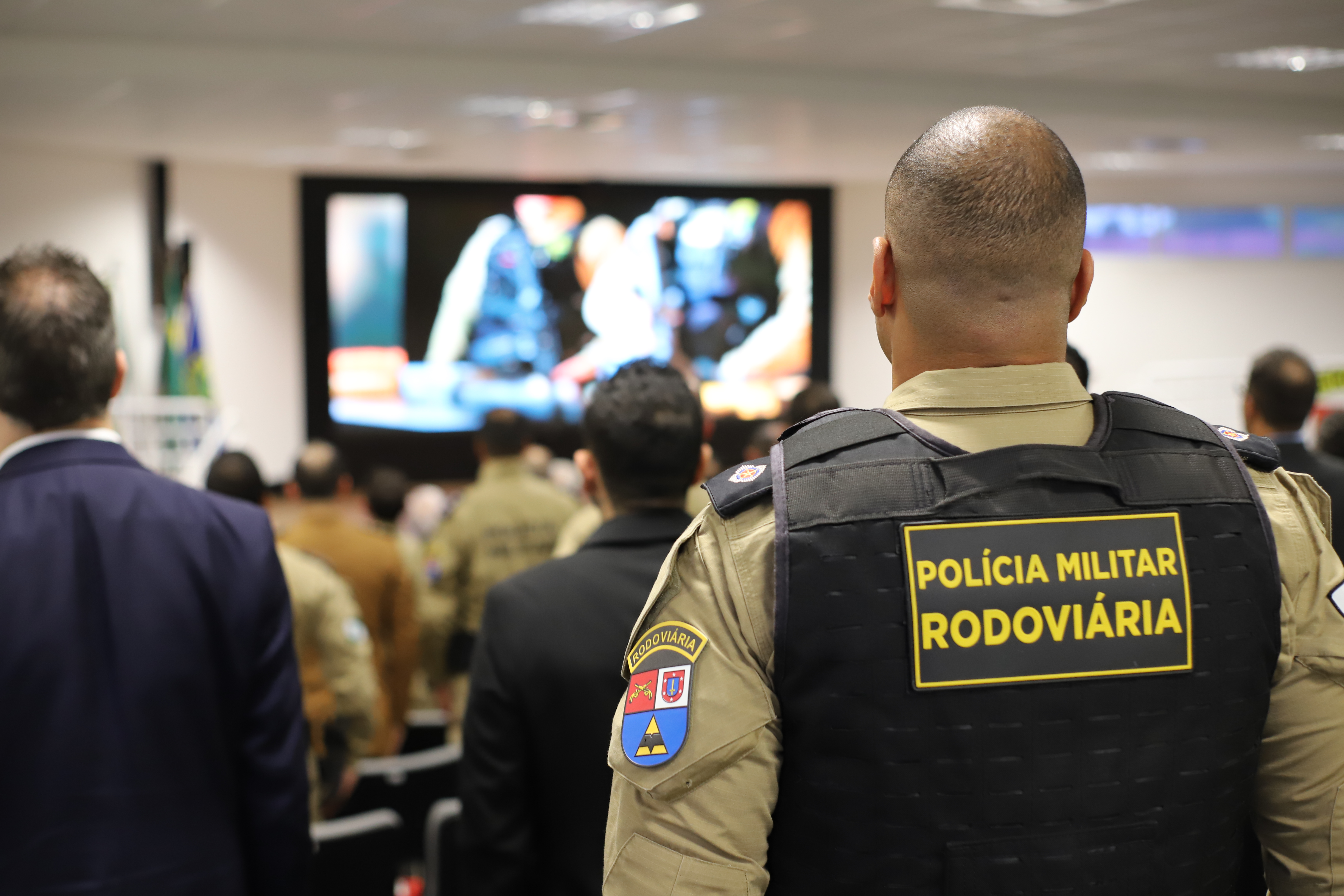 PMPR celebra 62 anos do Batalhão de Polícia Rodoviária com homenagens e entrega de condecorações