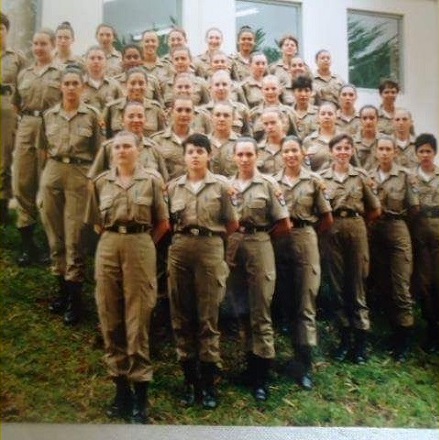 Primeira turma de policiais femininas do 16º BPM completa 22 anos